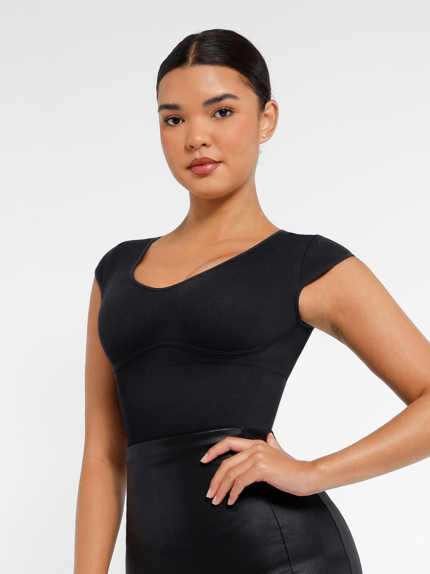 Feelingirl Body Gainant avec Contrôle du Ventre - Sculptant et Modelant